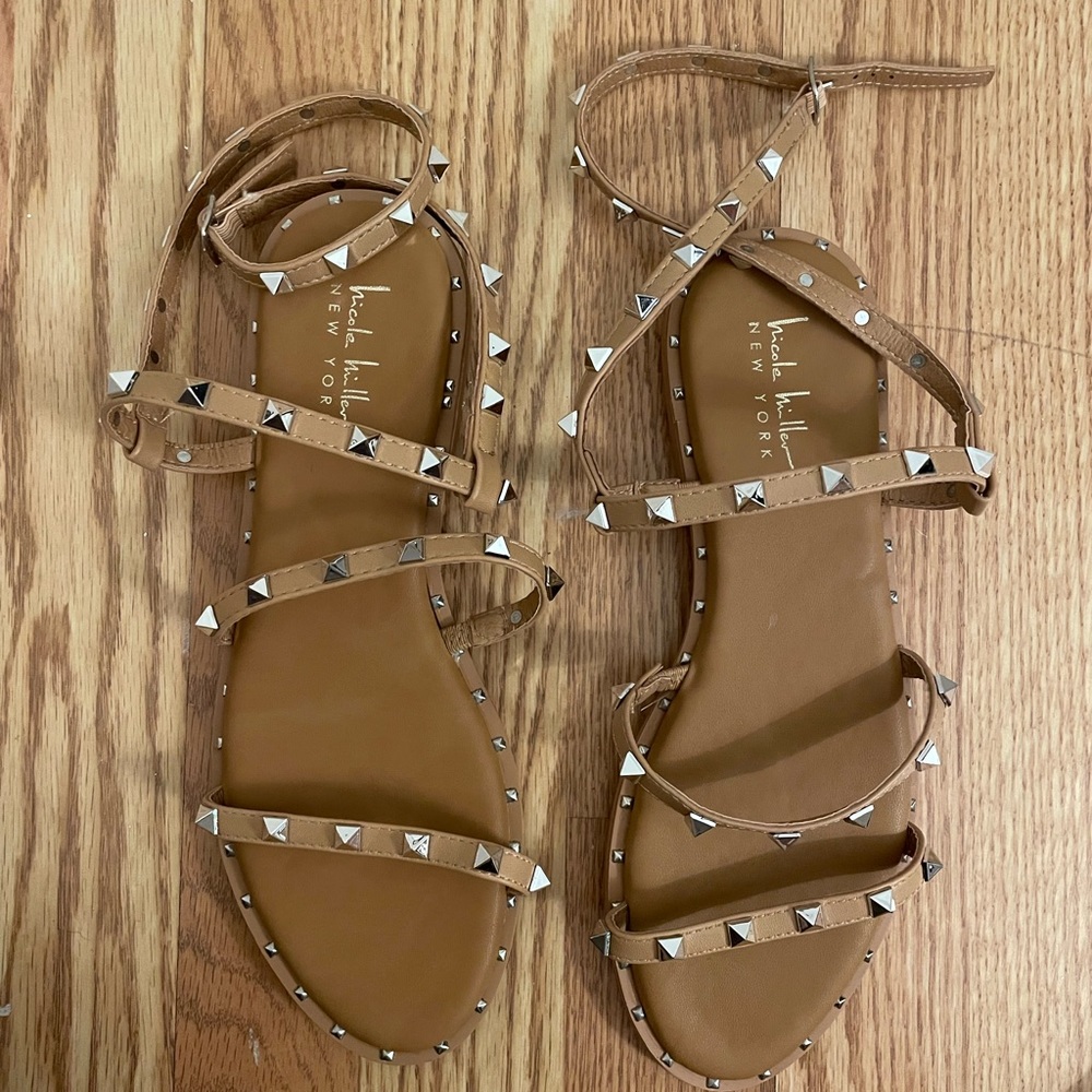 Nicole Miller sandal